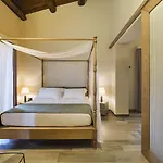 Relais San Giuliano 4*