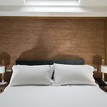 Отель Relais San Giuliano