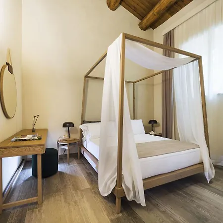 Relais San Giuliano 4*